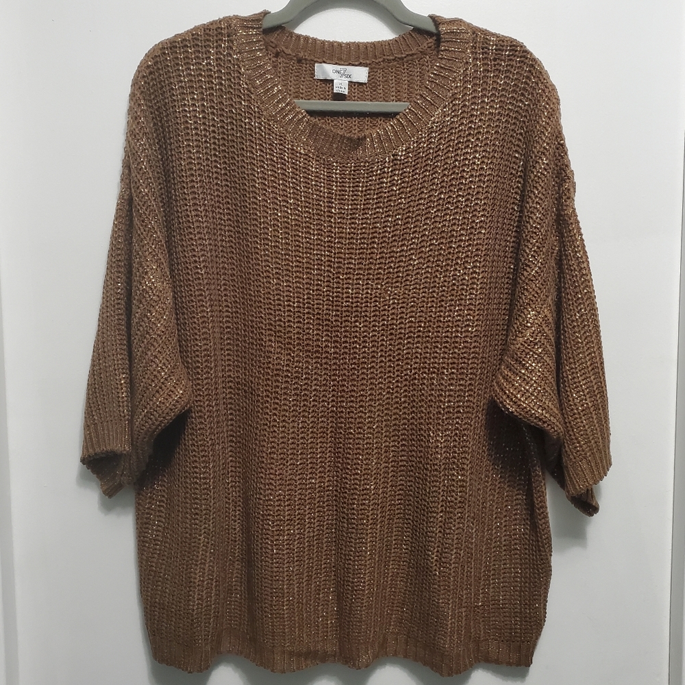 Womens baggy sweater with metallic print